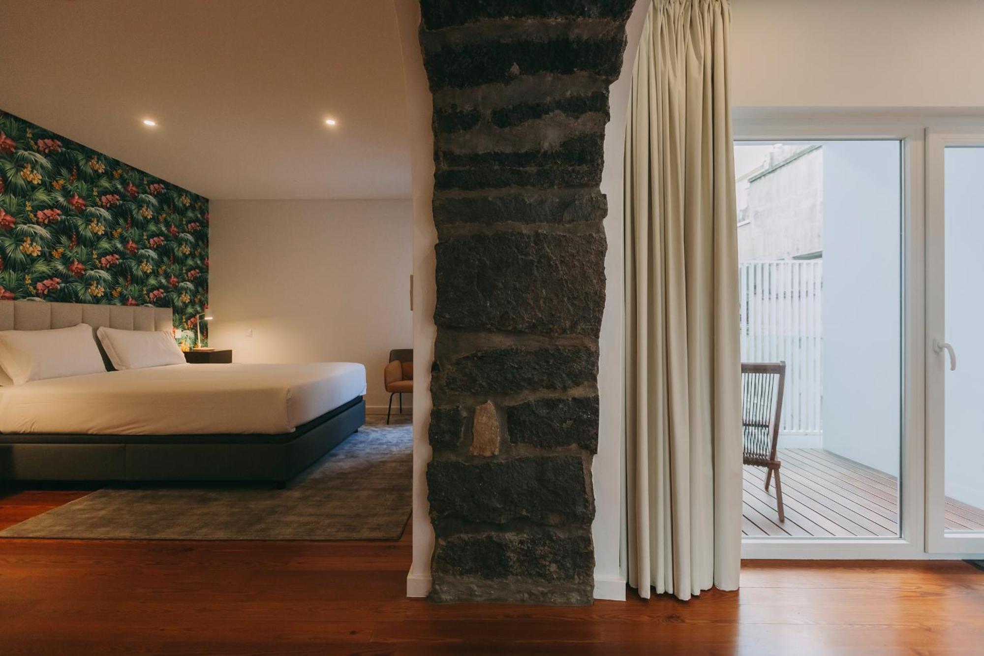 Azores Inn - Family Suites Ponta Delgada  Bilik gambar